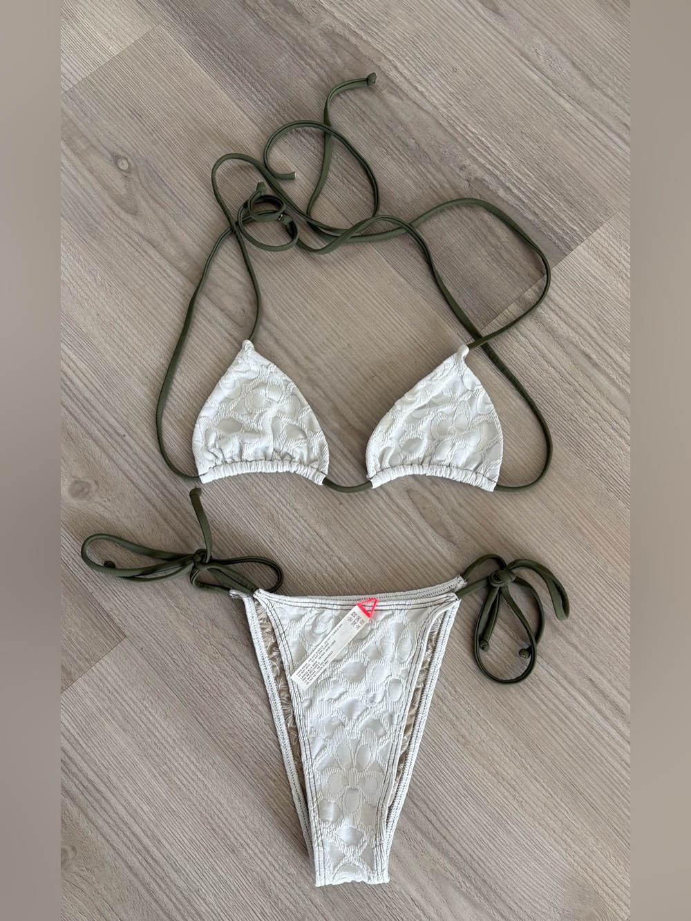 Free-est Bikini Set